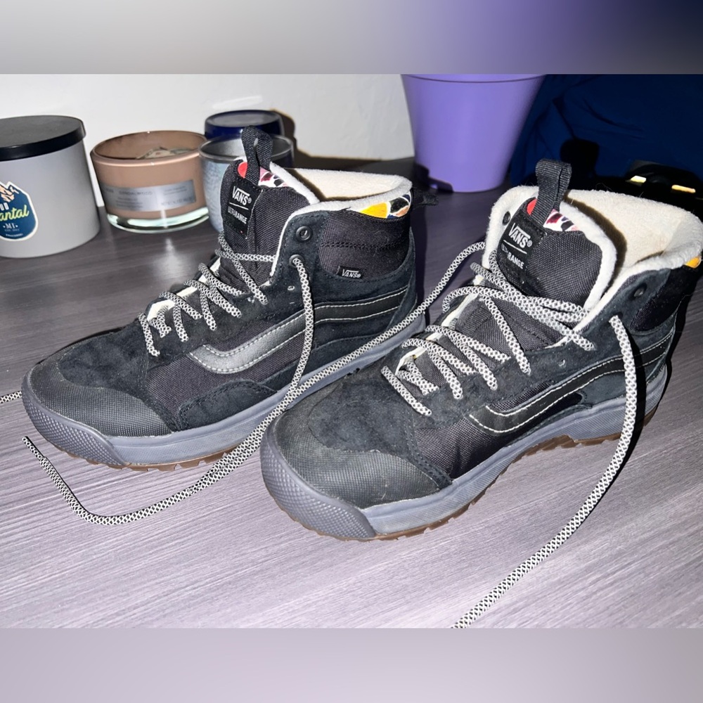 Hanna Scott MTE Vans
